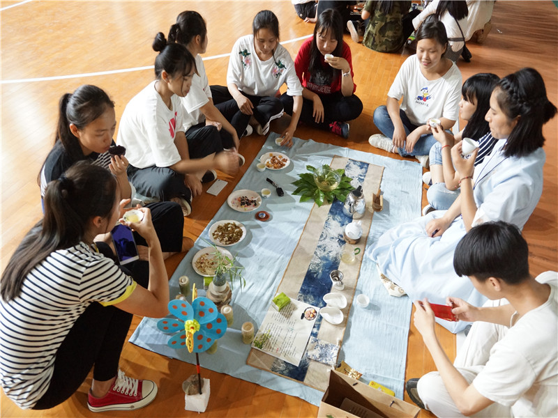 夏夜憶稚 返璞歸茶