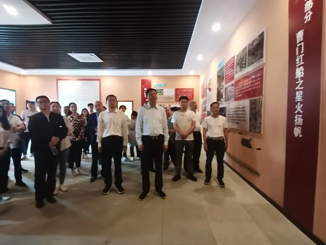 江西婺源茶業(yè)職業(yè)學(xué)院組織開展“學(xué)黨史、悟思想、重走紅軍路”系列活動(dòng)